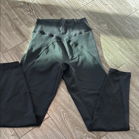 Aerie OFFLINE Goals High Waisted Ribbed Legging Medium Black size large - Picture 3 of 6